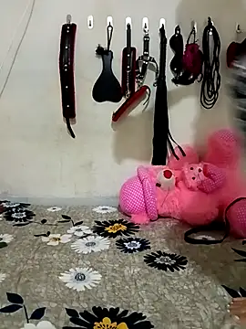 Honey lily-93 online show from 05/12/26, 07:49