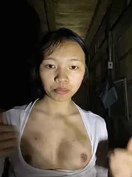 Snapshot of nanaa71 chatting on 02/14/26, 12:13 nanaa71 online show from 02/14/26, 12:13