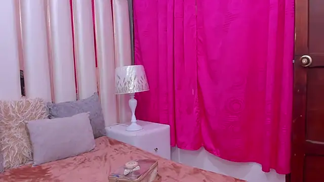 IsabelaAcosta online show from 02/16/26, 01:40