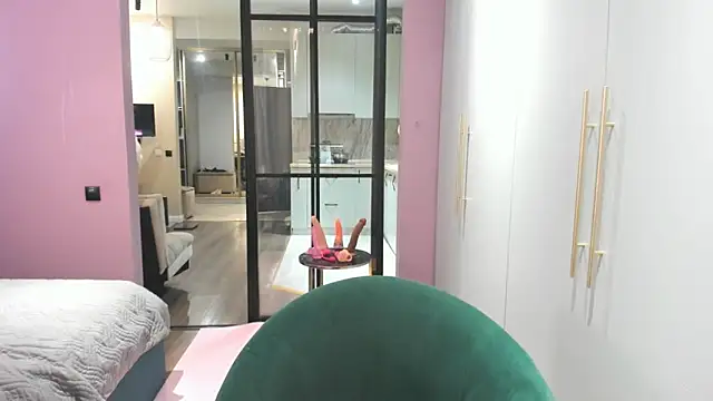 Snapshot of kiyoko_yun chatting on 01/10/26, 10:28 kiyoko yun online show from 01/10/26, 10:28