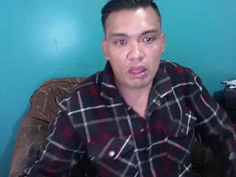 Snapshot of latinomoreno95 chatting on 02/12/26, 05:52 latinomoreno95 online show from 02/12/26, 05:52