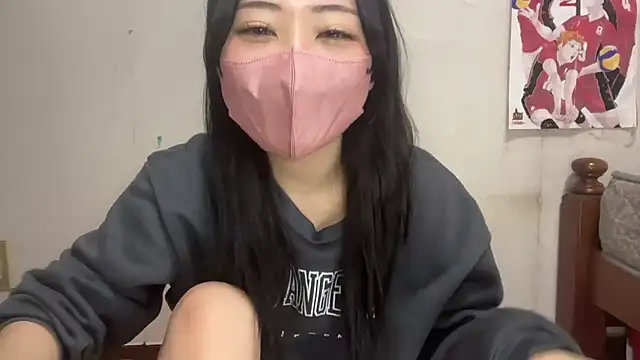 Snapshot of Sena_o0 chatting on 02/05/26, 10:47 Sena o0 online show from 02/05/26, 10:47