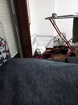 Snapshot of Henrytsuzuki chatting on 01/17/26, 09:29 Henrytsuzuki online show from 01/17/26, 09:29