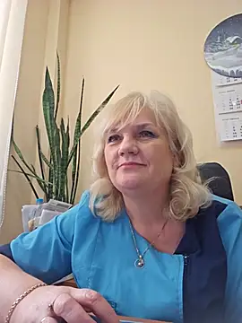 Snapshot of AliceStar333 chatting on 02/11/26, 12:10 AliceStar333 online show from 02/11/26, 12:10