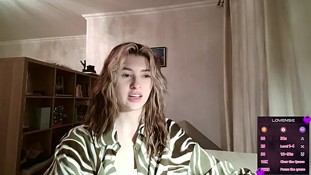 Snapshot of Dia_DeAmas chatting on 03/05/26, 03:08 Dia DeAmas online show from 03/05/26, 03:08