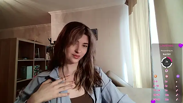 Snapshot of Dia_DeAmas chatting on 03/10/26, 12:21 Dia DeAmas online show from 03/10/26, 12:21