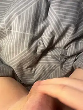 Snapshot of Kingsoho73 chatting on 04/12/26, 06:35 Kingsoho73 online show from 04/12/26, 06:35