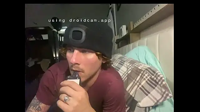 Snapshot of Derrick7799 chatting on 01/15/26, 06:40 Derrick7799 online show from 01/15/26, 06:40