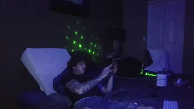 Snapshot of Derrick7799 chatting on 02/07/26, 02:15 Derrick7799 online show from 02/07/26, 02:15