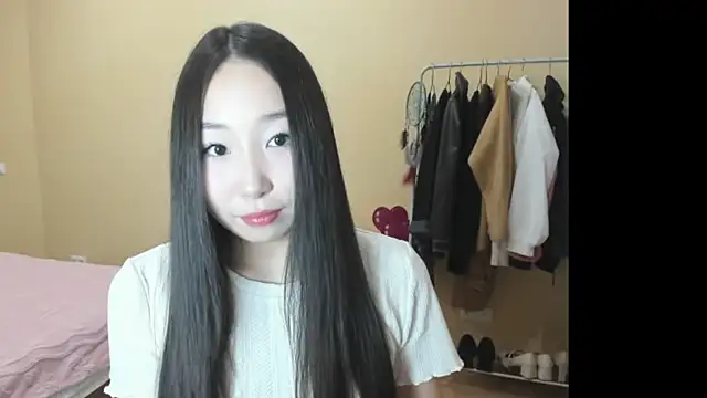 Snapshot of Amane_Yuki chatting on 03/28/26, 05:23 Amane Yuki online show from 03/28/26, 05:23