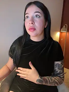 evelynrosess1 online show from 05/08/26, 11:32