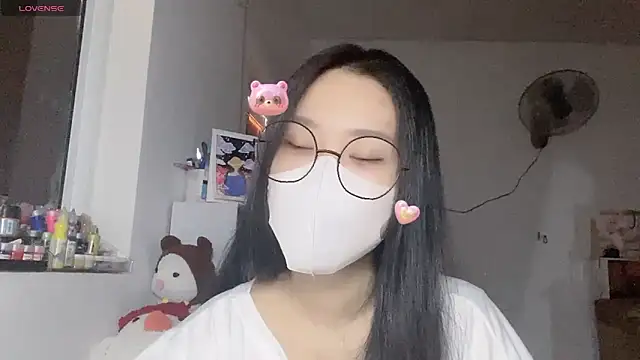 Tieu-May online show from 05/01/26, 09:47