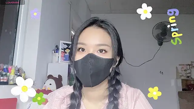 Tieu-May online show from 05/05/26, 07:05
