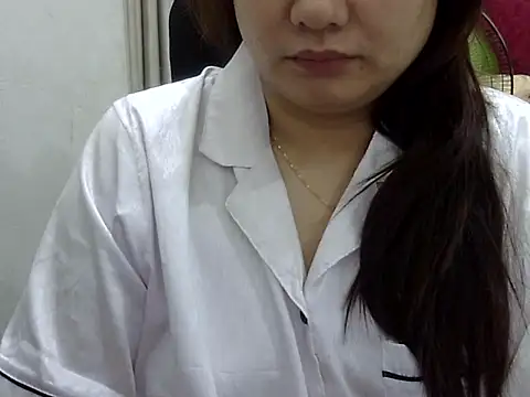 Snapshot of Sarah_no_land chatting on 04/11/26, 04:50 Sarah no land online show from 04/11/26, 04:50
