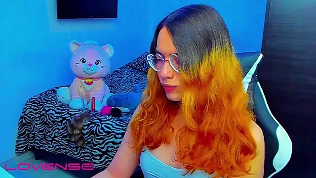 lillykittyyy online show from 05/09/26, 03:23