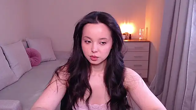 lia hetty online show from 05/03/26, 03:07