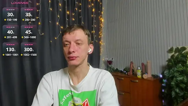 Snapshot of Jamie_Inked chatting on 02/16/26, 03:13 Jamie Inked online show from 02/16/26, 03:13