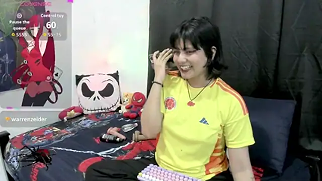Snapshot of natsumixx chatting on 06/24/26, 05:39 natsumixx online show from 06/24/26, 05:39