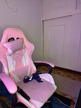 Baby Meli online show from 05/07/26, 03:23
