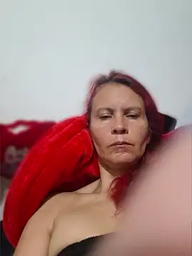 cintia love online show from 06/11/26, 08:18