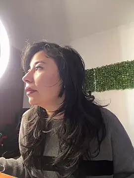 Snapshot of LolaOpalX chatting on 03/04/26, 02:34 LolaOpalX online show from 03/04/26, 02:34