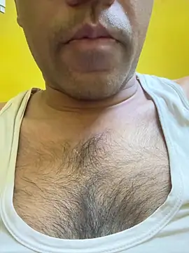 Lucky   05 online show from 06/11/26, 04:27