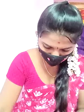 Snapshot of Tamil_Hot_Anu chatting on 02/02/26, 03:33 Tamil Hot Anu online show from 02/02/26, 03:33