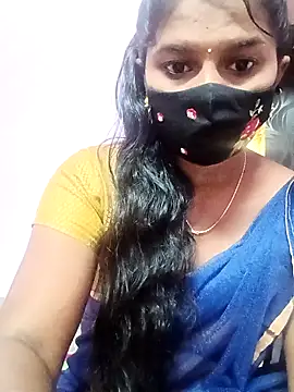 Snapshot of Tamil_Hot_Anu chatting on 02/14/26, 02:41 Tamil Hot Anu online show from 02/14/26, 02:41