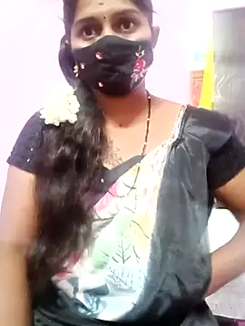 Snapshot of Tamil_Hot_Anu chatting on 03/24/26, 03:06 Tamil Hot Anu online show from 03/24/26, 03:06