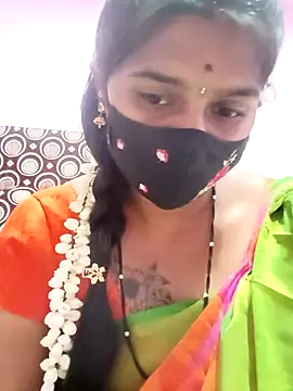 Snapshot of Tamil_Hot_Anu chatting on 04/21/26, 03:28 Tamil Hot Anu online show from 04/21/26, 03:28