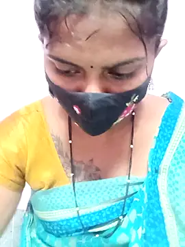 Snapshot of Tamil_Hot_Anu chatting on 04/30/26, 09:48 Tamil Hot Anu online show from 04/30/26, 09:48