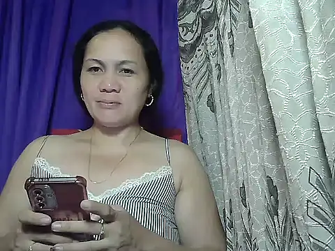 prettymomma24xx online show from 06/19/26, 07:50