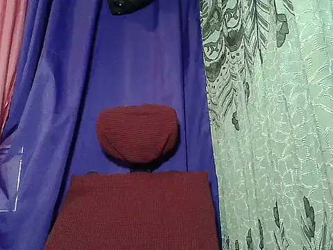 prettymomma24xx online show from 07/31/26, 10:09