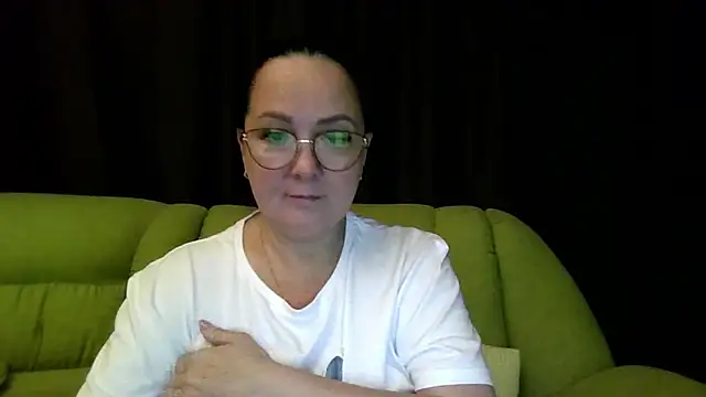 infinity loveliness online show from 06/18/26, 09:14