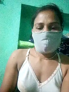 Snapshot of Rachna9090 chatting on 01/18/26, 04:00 Rachna9090 online show from 01/18/26, 04:00