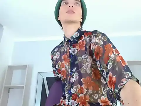 sora jun online show from 04/29/26, 01:32