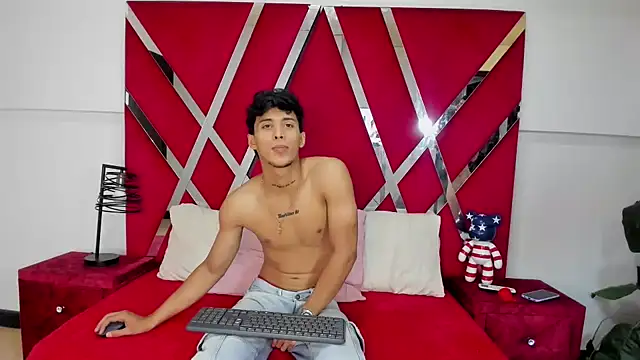 aishaxht online show from 05/02/26, 09:09
