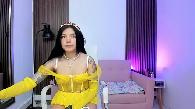 Snapshot of MAGIC_ISIS_ chatting on 01/10/26, 04:36 MAGIC ISIS online show from 01/10/26, 04:36