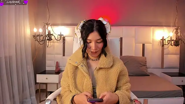 Snapshot of MAGIC_ISIS_ chatting on 01/17/26, 04:28 MAGIC ISIS online show from 01/17/26, 04:28