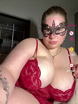 Snapshot of cherrylust12 chatting on 06/12/26, 11:14 cherrylust12 online show from 06/12/26, 11:14