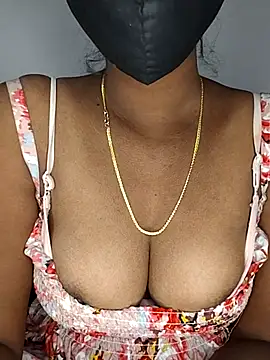 Snapshot of PRAPTITELUGU chatting on 01/10/26, 06:37 PRAPTITELUGU online show from 01/10/26, 06:37