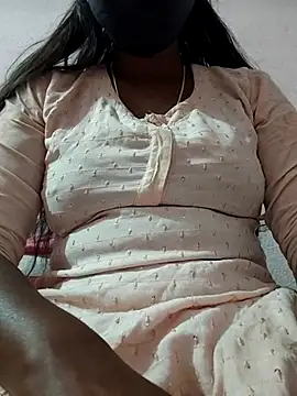 Snapshot of PRAPTITELUGU chatting on 02/07/26, 06:28 PRAPTITELUGU online show from 02/07/26, 06:28