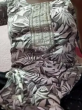 Snapshot of PRAPTITELUGU chatting on 02/24/26, 05:38 PRAPTITELUGU online show from 02/24/26, 05:38