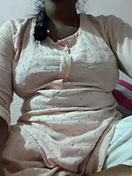 Snapshot of PRAPTITELUGU chatting on 02/25/26, 03:32 PRAPTITELUGU online show from 02/25/26, 03:32