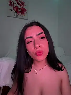 Snapshot of Marisa_ass chatting on 05/05/26, 08:28 Marisa ass online show from 05/05/26, 08:28
