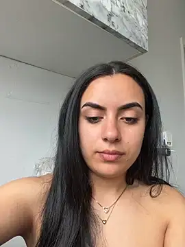 Snapshot of Marisa_ass chatting on 06/15/26, 09:55 Marisa ass online show from 06/15/26, 09:55