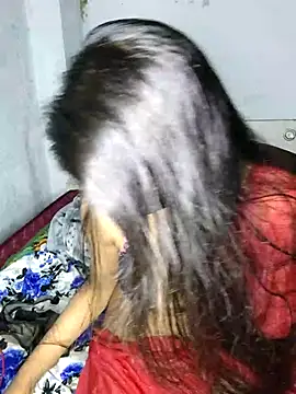 Snapshot of rani_coupleee chatting on 02/09/26, 06:45 rani coupleee online show from 02/09/26, 06:45