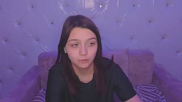 xxxnaughtyfoxyxxx online show from 04/30/26, 08:57