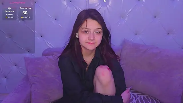 xxxnaughtyfoxyxxx online show from 05/01/26, 05:17