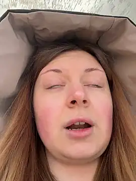 Snapshot of BlondeHott chatting on 02/09/26, 06:50 BlondeHott online show from 02/09/26, 06:50